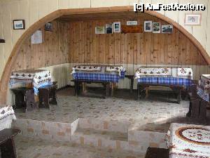 [P08] Sala de mese (o parte din aceasta)  » foto by Claudiu U.
 - 
<span class="allrVoted glyphicon glyphicon-heart hidden" id="av695194"></span>
<a class="m-l-10 hidden" id="sv695194" onclick="voting_Foto_DelVot(,695194,16983)" role="button">șterge vot <span class="glyphicon glyphicon-remove"></span></a>
<a id="v9695194" class=" c-red"  onclick="voting_Foto_SetVot(695194)" role="button"><span class="glyphicon glyphicon-heart-empty"></span> <b>LIKE</b> = Votează poza</a> <img class="hidden"  id="f695194W9" src="/imagini/loader.gif" border="0" /><span class="AjErrMes hidden" id="e695194ErM"></span>