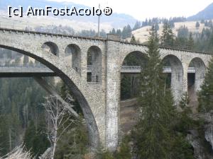 [P53] Un viaduct peste raul Landwasser » foto by DOINITA
 - 
<span class="allrVoted glyphicon glyphicon-heart hidden" id="av947499"></span>
<a class="m-l-10 hidden" id="sv947499" onclick="voting_Foto_DelVot(,947499,17056)" role="button">șterge vot <span class="glyphicon glyphicon-remove"></span></a>
<a id="v9947499" class=" c-red"  onclick="voting_Foto_SetVot(947499)" role="button"><span class="glyphicon glyphicon-heart-empty"></span> <b>LIKE</b> = Votează poza</a> <img class="hidden"  id="f947499W9" src="/imagini/loader.gif" border="0" /><span class="AjErrMes hidden" id="e947499ErM"></span>