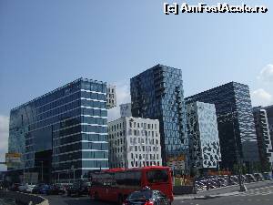 [P25] Oslo. Arhitectura modernă.  » foto by viorel2
 - 
<span class="allrVoted glyphicon glyphicon-heart hidden" id="av539965"></span>
<a class="m-l-10 hidden" id="sv539965" onclick="voting_Foto_DelVot(,539965,17056)" role="button">șterge vot <span class="glyphicon glyphicon-remove"></span></a>
<a id="v9539965" class=" c-red"  onclick="voting_Foto_SetVot(539965)" role="button"><span class="glyphicon glyphicon-heart-empty"></span> <b>LIKE</b> = Votează poza</a> <img class="hidden"  id="f539965W9" src="/imagini/loader.gif" border="0" /><span class="AjErrMes hidden" id="e539965ErM"></span>