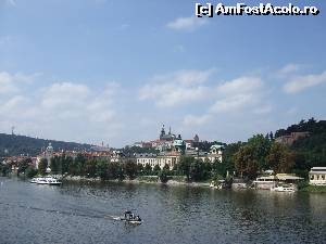 [P52] Praga. Râul Vltava.  » foto by viorel2
 - 
<span class="allrVoted glyphicon glyphicon-heart hidden" id="av540014"></span>
<a class="m-l-10 hidden" id="sv540014" onclick="voting_Foto_DelVot(,540014,17056)" role="button">șterge vot <span class="glyphicon glyphicon-remove"></span></a>
<a id="v9540014" class=" c-red"  onclick="voting_Foto_SetVot(540014)" role="button"><span class="glyphicon glyphicon-heart-empty"></span> <b>LIKE</b> = Votează poza</a> <img class="hidden"  id="f540014W9" src="/imagini/loader.gif" border="0" /><span class="AjErrMes hidden" id="e540014ErM"></span>