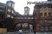 [P05] Frankfurt, cu cladirile sale vechi dar inconfundabile » foto by ileanaxperta*
 - 
<span class="allrVoted glyphicon glyphicon-heart hidden" id="av113160"></span>
<a class="m-l-10 hidden" id="sv113160" onclick="voting_Foto_DelVot(,113160,17056)" role="button">șterge vot <span class="glyphicon glyphicon-remove"></span></a>
<a id="v9113160" class=" c-red"  onclick="voting_Foto_SetVot(113160)" role="button"><span class="glyphicon glyphicon-heart-empty"></span> <b>LIKE</b> = Votează poza</a> <img class="hidden"  id="f113160W9" src="/imagini/loader.gif" border="0" /><span class="AjErrMes hidden" id="e113160ErM"></span>