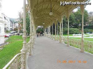 [P19] Karlovy Vary - aleea colonadelor » foto by androstef
 - 
<span class="allrVoted glyphicon glyphicon-heart hidden" id="av597471"></span>
<a class="m-l-10 hidden" id="sv597471" onclick="voting_Foto_DelVot(,597471,17056)" role="button">șterge vot <span class="glyphicon glyphicon-remove"></span></a>
<a id="v9597471" class=" c-red"  onclick="voting_Foto_SetVot(597471)" role="button"><span class="glyphicon glyphicon-heart-empty"></span> <b>LIKE</b> = Votează poza</a> <img class="hidden"  id="f597471W9" src="/imagini/loader.gif" border="0" /><span class="AjErrMes hidden" id="e597471ErM"></span>