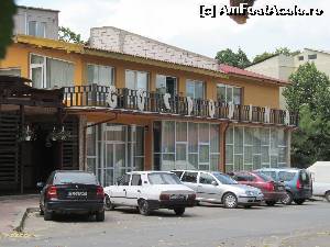 [P18] Gospodina - restaurant situat lângă H. R. Atlantis » foto by Neptunus
 - 
<span class="allrVoted glyphicon glyphicon-heart hidden" id="av539848"></span>
<a class="m-l-10 hidden" id="sv539848" onclick="voting_Foto_DelVot(,539848,17062)" role="button">șterge vot <span class="glyphicon glyphicon-remove"></span></a>
<a id="v9539848" class=" c-red"  onclick="voting_Foto_SetVot(539848)" role="button"><span class="glyphicon glyphicon-heart-empty"></span> <b>LIKE</b> = Votează poza</a> <img class="hidden"  id="f539848W9" src="/imagini/loader.gif" border="0" /><span class="AjErrMes hidden" id="e539848ErM"></span>