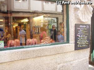 [P18] Vitrinele restaurantelor.  » foto by alinaro
 - 
<span class="allrVoted glyphicon glyphicon-heart hidden" id="av540049"></span>
<a class="m-l-10 hidden" id="sv540049" onclick="voting_Foto_DelVot(,540049,17065)" role="button">șterge vot <span class="glyphicon glyphicon-remove"></span></a>
<a id="v9540049" class=" c-red"  onclick="voting_Foto_SetVot(540049)" role="button"><span class="glyphicon glyphicon-heart-empty"></span> <b>LIKE</b> = Votează poza</a> <img class="hidden"  id="f540049W9" src="/imagini/loader.gif" border="0" /><span class="AjErrMes hidden" id="e540049ErM"></span>