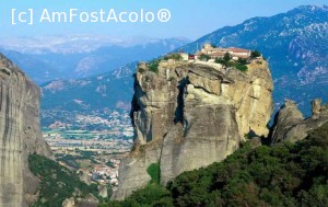 [P24] Grecia, Meteora, Mânăstirea Agia Triada (Sfânta Treime)  » foto by Dan-Ioan
 - 
<span class="allrVoted glyphicon glyphicon-heart hidden" id="av706161"></span>
<a class="m-l-10 hidden" id="sv706161" onclick="voting_Foto_DelVot(,706161,17072)" role="button">șterge vot <span class="glyphicon glyphicon-remove"></span></a>
<a id="v9706161" class=" c-red"  onclick="voting_Foto_SetVot(706161)" role="button"><span class="glyphicon glyphicon-heart-empty"></span> <b>LIKE</b> = Votează poza</a> <img class="hidden"  id="f706161W9" src="/imagini/loader.gif" border="0" /><span class="AjErrMes hidden" id="e706161ErM"></span>
