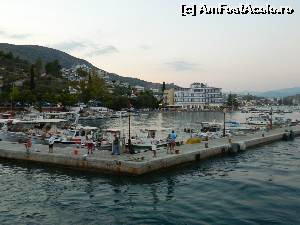 [P37] In portul din Tolo pt. a lua vaporasul pt. Nafplio by night » foto by ileanaxperta*
 - 
<span class="allrVoted glyphicon glyphicon-heart hidden" id="av629426"></span>
<a class="m-l-10 hidden" id="sv629426" onclick="voting_Foto_DelVot(,629426,17072)" role="button">șterge vot <span class="glyphicon glyphicon-remove"></span></a>
<a id="v9629426" class=" c-red"  onclick="voting_Foto_SetVot(629426)" role="button"><span class="glyphicon glyphicon-heart-empty"></span> <b>LIKE</b> = Votează poza</a> <img class="hidden"  id="f629426W9" src="/imagini/loader.gif" border="0" /><span class="AjErrMes hidden" id="e629426ErM"></span>