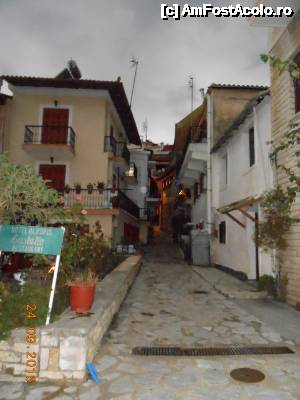 [P06] Castello Restaurant - Străduţele înguste din cea mai veche zonă a staţiunii Parga.  » foto by iulianic
 - 
<span class="allrVoted glyphicon glyphicon-heart hidden" id="av678776"></span>
<a class="m-l-10 hidden" id="sv678776" onclick="voting_Foto_DelVot(,678776,17099)" role="button">șterge vot <span class="glyphicon glyphicon-remove"></span></a>
<a id="v9678776" class=" c-red"  onclick="voting_Foto_SetVot(678776)" role="button"><span class="glyphicon glyphicon-heart-empty"></span> <b>LIKE</b> = Votează poza</a> <img class="hidden"  id="f678776W9" src="/imagini/loader.gif" border="0" /><span class="AjErrMes hidden" id="e678776ErM"></span>
