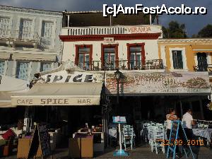 [P01] Parga - Restaurant Veneziano înainte de lăsarea serii.  » foto by iulianic
 - 
<span class="allrVoted glyphicon glyphicon-heart hidden" id="av679689"></span>
<a class="m-l-10 hidden" id="sv679689" onclick="voting_Foto_DelVot(,679689,17099)" role="button">șterge vot <span class="glyphicon glyphicon-remove"></span></a>
<a id="v9679689" class=" c-red"  onclick="voting_Foto_SetVot(679689)" role="button"><span class="glyphicon glyphicon-heart-empty"></span> <b>LIKE</b> = Votează poza</a> <img class="hidden"  id="f679689W9" src="/imagini/loader.gif" border="0" /><span class="AjErrMes hidden" id="e679689ErM"></span>