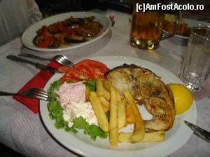 [P04] Peste. Taverna Sideris.  » foto by Giorgios
 - 
<span class="allrVoted glyphicon glyphicon-heart hidden" id="av670371"></span>
<a class="m-l-10 hidden" id="sv670371" onclick="voting_Foto_DelVot(,670371,17099)" role="button">șterge vot <span class="glyphicon glyphicon-remove"></span></a>
<a id="v9670371" class=" c-red"  onclick="voting_Foto_SetVot(670371)" role="button"><span class="glyphicon glyphicon-heart-empty"></span> <b>LIKE</b> = Votează poza</a> <img class="hidden"  id="f670371W9" src="/imagini/loader.gif" border="0" /><span class="AjErrMes hidden" id="e670371ErM"></span>