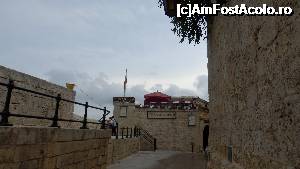 [P05] Terasa Fontanella din Mdina » foto by DepartureGate7
 - 
<span class="allrVoted glyphicon glyphicon-heart hidden" id="av700185"></span>
<a class="m-l-10 hidden" id="sv700185" onclick="voting_Foto_DelVot(,700185,17115)" role="button">șterge vot <span class="glyphicon glyphicon-remove"></span></a>
<a id="v9700185" class=" c-red"  onclick="voting_Foto_SetVot(700185)" role="button"><span class="glyphicon glyphicon-heart-empty"></span> <b>LIKE</b> = Votează poza</a> <img class="hidden"  id="f700185W9" src="/imagini/loader.gif" border="0" /><span class="AjErrMes hidden" id="e700185ErM"></span>