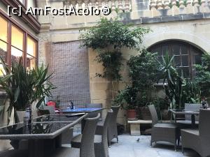 [P43] Mdina, la o cafea » foto by krisstinna
 - 
<span class="allrVoted glyphicon glyphicon-heart hidden" id="av921770"></span>
<a class="m-l-10 hidden" id="sv921770" onclick="voting_Foto_DelVot(,921770,17115)" role="button">șterge vot <span class="glyphicon glyphicon-remove"></span></a>
<a id="v9921770" class=" c-red"  onclick="voting_Foto_SetVot(921770)" role="button"><span class="glyphicon glyphicon-heart-empty"></span> <b>LIKE</b> = Votează poza</a> <img class="hidden"  id="f921770W9" src="/imagini/loader.gif" border="0" /><span class="AjErrMes hidden" id="e921770ErM"></span>