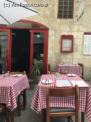 [P45] Terasă, în Valletta » foto by krisstinna
 - 
<span class="allrVoted glyphicon glyphicon-heart hidden" id="av921772"></span>
<a class="m-l-10 hidden" id="sv921772" onclick="voting_Foto_DelVot(,921772,17115)" role="button">șterge vot <span class="glyphicon glyphicon-remove"></span></a>
<a id="v9921772" class=" c-red"  onclick="voting_Foto_SetVot(921772)" role="button"><span class="glyphicon glyphicon-heart-empty"></span> <b>LIKE</b> = Votează poza</a> <img class="hidden"  id="f921772W9" src="/imagini/loader.gif" border="0" /><span class="AjErrMes hidden" id="e921772ErM"></span>