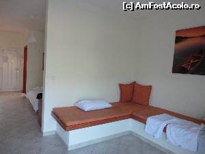 [P02] apartamentul este extraordinar de mare si de frumos decorat » foto by turist_calatorescu*
 - 
<span class="allrVoted glyphicon glyphicon-heart hidden" id="av557362"></span>
<a class="m-l-10 hidden" id="sv557362" onclick="voting_Foto_DelVot(,557362,17143)" role="button">șterge vot <span class="glyphicon glyphicon-remove"></span></a>
<a id="v9557362" class=" c-red"  onclick="voting_Foto_SetVot(557362)" role="button"><span class="glyphicon glyphicon-heart-empty"></span> <b>LIKE</b> = Votează poza</a> <img class="hidden"  id="f557362W9" src="/imagini/loader.gif" border="0" /><span class="AjErrMes hidden" id="e557362ErM"></span>