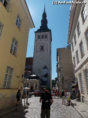 [P55] Biserica Sfântul Nicolae (Niguliste Kirik) în plan depărtat, mai exact turnul bisericii.  » foto by mprofeanu
 - 
<span class="allrVoted glyphicon glyphicon-heart hidden" id="av546742"></span>
<a class="m-l-10 hidden" id="sv546742" onclick="voting_Foto_DelVot(,546742,17147)" role="button">șterge vot <span class="glyphicon glyphicon-remove"></span></a>
<a id="v9546742" class=" c-red"  onclick="voting_Foto_SetVot(546742)" role="button"><span class="glyphicon glyphicon-heart-empty"></span> <b>LIKE</b> = Votează poza</a> <img class="hidden"  id="f546742W9" src="/imagini/loader.gif" border="0" /><span class="AjErrMes hidden" id="e546742ErM"></span>