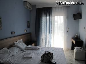 [P04] AC-ul te zăpăcește de cap, așa că soluția logică (totuși insuficientă) e să muți patul. E bine măcar că există storuri exterioare , foarte folositoare dimineața . » foto by BlackHand
 - 
<span class="allrVoted glyphicon glyphicon-heart hidden" id="av544045"></span>
<a class="m-l-10 hidden" id="sv544045" onclick="voting_Foto_DelVot(,544045,17162)" role="button">șterge vot <span class="glyphicon glyphicon-remove"></span></a>
<a id="v9544045" class=" c-red"  onclick="voting_Foto_SetVot(544045)" role="button"><span class="glyphicon glyphicon-heart-empty"></span> <b>LIKE</b> = Votează poza</a> <img class="hidden"  id="f544045W9" src="/imagini/loader.gif" border="0" /><span class="AjErrMes hidden" id="e544045ErM"></span>