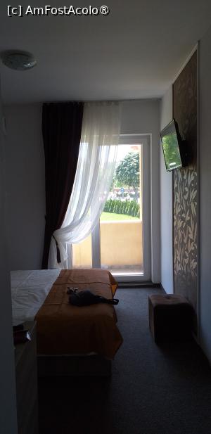 [P10] interior camera, spatiu redus » foto by Yolanda
 - 
<span class="allrVoted glyphicon glyphicon-heart hidden" id="av1414748"></span>
<a class="m-l-10 hidden" id="sv1414748" onclick="voting_Foto_DelVot(,1414748,17163)" role="button">șterge vot <span class="glyphicon glyphicon-remove"></span></a>
<a id="v91414748" class=" c-red"  onclick="voting_Foto_SetVot(1414748)" role="button"><span class="glyphicon glyphicon-heart-empty"></span> <b>LIKE</b> = Votează poza</a> <img class="hidden"  id="f1414748W9" src="/imagini/loader.gif" border="0" /><span class="AjErrMes hidden" id="e1414748ErM"></span>