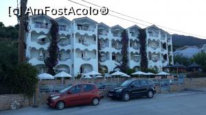 [P05] Hotelul văzut din stradă. În faţa lui, piscina » foto by Eduard D
 - 
<span class="allrVoted glyphicon glyphicon-heart hidden" id="av1130655"></span>
<a class="m-l-10 hidden" id="sv1130655" onclick="voting_Foto_DelVot(,1130655,17168)" role="button">șterge vot <span class="glyphicon glyphicon-remove"></span></a>
<a id="v91130655" class=" c-red"  onclick="voting_Foto_SetVot(1130655)" role="button"><span class="glyphicon glyphicon-heart-empty"></span> <b>LIKE</b> = Votează poza</a> <img class="hidden"  id="f1130655W9" src="/imagini/loader.gif" border="0" /><span class="AjErrMes hidden" id="e1130655ErM"></span>