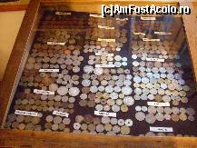 [P09] Monede de peste tot... » foto by corinka
 - 
<span class="allrVoted glyphicon glyphicon-heart hidden" id="av87941"></span>
<a class="m-l-10 hidden" id="sv87941" onclick="voting_Foto_DelVot(,87941,17175)" role="button">șterge vot <span class="glyphicon glyphicon-remove"></span></a>
<a id="v987941" class=" c-red"  onclick="voting_Foto_SetVot(87941)" role="button"><span class="glyphicon glyphicon-heart-empty"></span> <b>LIKE</b> = Votează poza</a> <img class="hidden"  id="f87941W9" src="/imagini/loader.gif" border="0" /><span class="AjErrMes hidden" id="e87941ErM"></span>