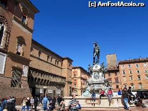 [P05] Fontana del Nettuno » foto by rsimona
 - 
<span class="allrVoted glyphicon glyphicon-heart hidden" id="av544625"></span>
<a class="m-l-10 hidden" id="sv544625" onclick="voting_Foto_DelVot(,544625,17187)" role="button">șterge vot <span class="glyphicon glyphicon-remove"></span></a>
<a id="v9544625" class=" c-red"  onclick="voting_Foto_SetVot(544625)" role="button"><span class="glyphicon glyphicon-heart-empty"></span> <b>LIKE</b> = Votează poza</a> <img class="hidden"  id="f544625W9" src="/imagini/loader.gif" border="0" /><span class="AjErrMes hidden" id="e544625ErM"></span>