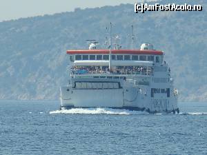 [P01] Feribotul care face legatura intre insula Krk ( Valbiska) si insula Cres ( Merag) » foto by wolf2001*
 - 
<span class="allrVoted glyphicon glyphicon-heart hidden" id="av546154"></span>
<a class="m-l-10 hidden" id="sv546154" onclick="voting_Foto_DelVot(,546154,17238)" role="button">șterge vot <span class="glyphicon glyphicon-remove"></span></a>
<a id="v9546154" class=" c-red"  onclick="voting_Foto_SetVot(546154)" role="button"><span class="glyphicon glyphicon-heart-empty"></span> <b>LIKE</b> = Votează poza</a> <img class="hidden"  id="f546154W9" src="/imagini/loader.gif" border="0" /><span class="AjErrMes hidden" id="e546154ErM"></span>