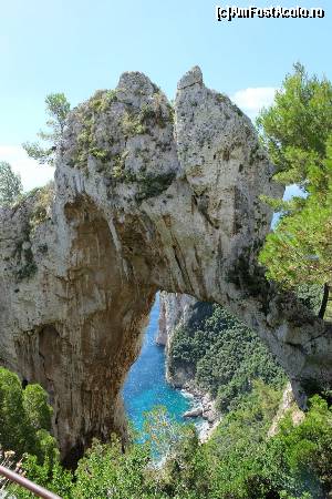 [P40] Arco naturale » foto by nickro
 - 
<span class="allrVoted glyphicon glyphicon-heart hidden" id="av547596"></span>
<a class="m-l-10 hidden" id="sv547596" onclick="voting_Foto_DelVot(,547596,17284)" role="button">șterge vot <span class="glyphicon glyphicon-remove"></span></a>
<a id="v9547596" class=" c-red"  onclick="voting_Foto_SetVot(547596)" role="button"><span class="glyphicon glyphicon-heart-empty"></span> <b>LIKE</b> = Votează poza</a> <img class="hidden"  id="f547596W9" src="/imagini/loader.gif" border="0" /><span class="AjErrMes hidden" id="e547596ErM"></span>