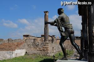 [P86] Pompei - templul lui Apollo » foto by nickro
 - 
<span class="allrVoted glyphicon glyphicon-heart hidden" id="av547677"></span>
<a class="m-l-10 hidden" id="sv547677" onclick="voting_Foto_DelVot(,547677,17284)" role="button">șterge vot <span class="glyphicon glyphicon-remove"></span></a>
<a id="v9547677" class=" c-red"  onclick="voting_Foto_SetVot(547677)" role="button"><span class="glyphicon glyphicon-heart-empty"></span> <b>LIKE</b> = Votează poza</a> <img class="hidden"  id="f547677W9" src="/imagini/loader.gif" border="0" /><span class="AjErrMes hidden" id="e547677ErM"></span>