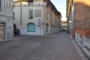[P08] Caravaggio, centru. Arata ca un oras parasit » foto by Dana.S
 - 
<span class="allrVoted glyphicon glyphicon-heart hidden" id="av786398"></span>
<a class="m-l-10 hidden" id="sv786398" onclick="voting_Foto_DelVot(,786398,17298)" role="button">șterge vot <span class="glyphicon glyphicon-remove"></span></a>
<a id="v9786398" class=" c-red"  onclick="voting_Foto_SetVot(786398)" role="button"><span class="glyphicon glyphicon-heart-empty"></span> <b>LIKE</b> = Votează poza</a> <img class="hidden"  id="f786398W9" src="/imagini/loader.gif" border="0" /><span class="AjErrMes hidden" id="e786398ErM"></span>