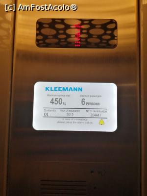 [P04] Sigla din lift anul 2019 » foto by nelu73
 - 
<span class="allrVoted glyphicon glyphicon-heart hidden" id="av1122398"></span>
<a class="m-l-10 hidden" id="sv1122398" onclick="voting_Foto_DelVot(,1122398,17310)" role="button">șterge vot <span class="glyphicon glyphicon-remove"></span></a>
<a id="v91122398" class=" c-red"  onclick="voting_Foto_SetVot(1122398)" role="button"><span class="glyphicon glyphicon-heart-empty"></span> <b>LIKE</b> = Votează poza</a> <img class="hidden"  id="f1122398W9" src="/imagini/loader.gif" border="0" /><span class="AjErrMes hidden" id="e1122398ErM"></span>