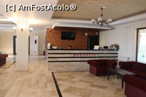 [P06] Lancrăm, Sebeș, Allegria Hotel, Recepția » foto by mprofeanu
 - 
<span class="allrVoted glyphicon glyphicon-heart hidden" id="av1065912"></span>
<a class="m-l-10 hidden" id="sv1065912" onclick="voting_Foto_DelVot(,1065912,17310)" role="button">șterge vot <span class="glyphicon glyphicon-remove"></span></a>
<a id="v91065912" class=" c-red"  onclick="voting_Foto_SetVot(1065912)" role="button"><span class="glyphicon glyphicon-heart-empty"></span> <b>LIKE</b> = Votează poza</a> <img class="hidden"  id="f1065912W9" src="/imagini/loader.gif" border="0" /><span class="AjErrMes hidden" id="e1065912ErM"></span>