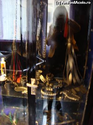 [P17] BDSM room, expozitie... fara vanzare » foto by Larissa
 - 
<span class="allrVoted glyphicon glyphicon-heart hidden" id="av594955"></span>
<a class="m-l-10 hidden" id="sv594955" onclick="voting_Foto_DelVot(,594955,17324)" role="button">șterge vot <span class="glyphicon glyphicon-remove"></span></a>
<a id="v9594955" class=" c-red"  onclick="voting_Foto_SetVot(594955)" role="button"><span class="glyphicon glyphicon-heart-empty"></span> <b>LIKE</b> = Votează poza</a> <img class="hidden"  id="f594955W9" src="/imagini/loader.gif" border="0" /><span class="AjErrMes hidden" id="e594955ErM"></span>