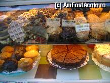 [P09] delicii in aeroport » foto by zenobia*
 - 
<span class="allrVoted glyphicon glyphicon-heart hidden" id="av47397"></span>
<a class="m-l-10 hidden" id="sv47397" onclick="voting_Foto_DelVot(,47397,17324)" role="button">șterge vot <span class="glyphicon glyphicon-remove"></span></a>
<a id="v947397" class=" c-red"  onclick="voting_Foto_SetVot(47397)" role="button"><span class="glyphicon glyphicon-heart-empty"></span> <b>LIKE</b> = Votează poza</a> <img class="hidden"  id="f47397W9" src="/imagini/loader.gif" border="0" /><span class="AjErrMes hidden" id="e47397ErM"></span>