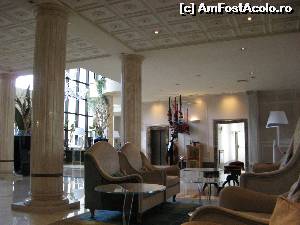 [P01] Hotel Leon d'Oro din Verona - Receptia » foto by vlado2
 - 
<span class="allrVoted glyphicon glyphicon-heart hidden" id="av550119"></span>
<a class="m-l-10 hidden" id="sv550119" onclick="voting_Foto_DelVot(,550119,17328)" role="button">șterge vot <span class="glyphicon glyphicon-remove"></span></a>
<a id="v9550119" class=" c-red"  onclick="voting_Foto_SetVot(550119)" role="button"><span class="glyphicon glyphicon-heart-empty"></span> <b>LIKE</b> = Votează poza</a> <img class="hidden"  id="f550119W9" src="/imagini/loader.gif" border="0" /><span class="AjErrMes hidden" id="e550119ErM"></span>