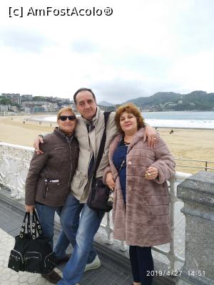 [P28] Plaja San Sebastian... (ce frig am indurat si bate si un vant... localnica imbracata in haina de blana-prietena mai veche ne-a oferit cate un pulover)...  » foto by viorelgeorgescu
 - 
<span class="allrVoted glyphicon glyphicon-heart hidden" id="av1069516"></span>
<a class="m-l-10 hidden" id="sv1069516" onclick="voting_Foto_DelVot(,1069516,17340)" role="button">șterge vot <span class="glyphicon glyphicon-remove"></span></a>
<a id="v91069516" class=" c-red"  onclick="voting_Foto_SetVot(1069516)" role="button"><span class="glyphicon glyphicon-heart-empty"></span> <b>LIKE</b> = Votează poza</a> <img class="hidden"  id="f1069516W9" src="/imagini/loader.gif" border="0" /><span class="AjErrMes hidden" id="e1069516ErM"></span>