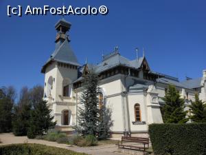 [P02] Palatul Marghiloman - Vila Albatros. » foto by iulianic
 - 
<span class="allrVoted glyphicon glyphicon-heart hidden" id="av1313240"></span>
<a class="m-l-10 hidden" id="sv1313240" onclick="voting_Foto_DelVot(,1313240,17366)" role="button">șterge vot <span class="glyphicon glyphicon-remove"></span></a>
<a id="v91313240" class=" c-red"  onclick="voting_Foto_SetVot(1313240)" role="button"><span class="glyphicon glyphicon-heart-empty"></span> <b>LIKE</b> = Votează poza</a> <img class="hidden"  id="f1313240W9" src="/imagini/loader.gif" border="0" /><span class="AjErrMes hidden" id="e1313240ErM"></span>