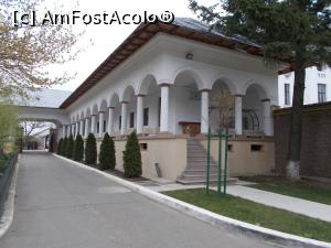 [P10] Buzău. Căminele pentru seminariști. » foto by mihaelavoicu
 - 
<span class="allrVoted glyphicon glyphicon-heart hidden" id="av1182786"></span>
<a class="m-l-10 hidden" id="sv1182786" onclick="voting_Foto_DelVot(,1182786,17366)" role="button">șterge vot <span class="glyphicon glyphicon-remove"></span></a>
<a id="v91182786" class=" c-red"  onclick="voting_Foto_SetVot(1182786)" role="button"><span class="glyphicon glyphicon-heart-empty"></span> <b>LIKE</b> = Votează poza</a> <img class="hidden"  id="f1182786W9" src="/imagini/loader.gif" border="0" /><span class="AjErrMes hidden" id="e1182786ErM"></span>