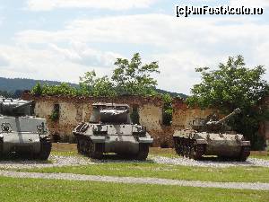 [P12] Tancurile Sherman tip M4A3 si tancurile Samohondi M-18 si M-36 » foto by Marian Preda
 - 
<span class="allrVoted glyphicon glyphicon-heart hidden" id="av551479"></span>
<a class="m-l-10 hidden" id="sv551479" onclick="voting_Foto_DelVot(,551479,17368)" role="button">șterge vot <span class="glyphicon glyphicon-remove"></span></a>
<a id="v9551479" class=" c-red"  onclick="voting_Foto_SetVot(551479)" role="button"><span class="glyphicon glyphicon-heart-empty"></span> <b>LIKE</b> = Votează poza</a> <img class="hidden"  id="f551479W9" src="/imagini/loader.gif" border="0" /><span class="AjErrMes hidden" id="e551479ErM"></span>
