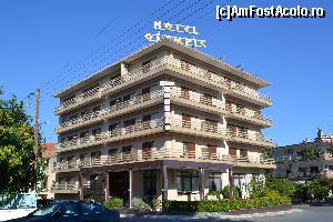 [P02] Hotel Olympic, Sidirokastro » foto by andreidan
 - 
<span class="allrVoted glyphicon glyphicon-heart hidden" id="av652351"></span>
<a class="m-l-10 hidden" id="sv652351" onclick="voting_Foto_DelVot(,652351,17418)" role="button">șterge vot <span class="glyphicon glyphicon-remove"></span></a>
<a id="v9652351" class=" c-red"  onclick="voting_Foto_SetVot(652351)" role="button"><span class="glyphicon glyphicon-heart-empty"></span> <b>LIKE</b> = Votează poza</a> <img class="hidden"  id="f652351W9" src="/imagini/loader.gif" border="0" /><span class="AjErrMes hidden" id="e652351ErM"></span>