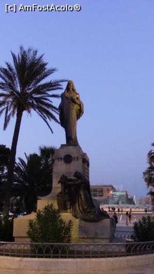 [P52] Monumentul Regelui Hristos, opera sculptorului Sciortini. » foto by ovidiuyepi
 - 
<span class="allrVoted glyphicon glyphicon-heart hidden" id="av1231547"></span>
<a class="m-l-10 hidden" id="sv1231547" onclick="voting_Foto_DelVot(,1231547,17454)" role="button">șterge vot <span class="glyphicon glyphicon-remove"></span></a>
<a id="v91231547" class=" c-red"  onclick="voting_Foto_SetVot(1231547)" role="button"><span class="glyphicon glyphicon-heart-empty"></span> <b>LIKE</b> = Votează poza</a> <img class="hidden"  id="f1231547W9" src="/imagini/loader.gif" border="0" /><span class="AjErrMes hidden" id="e1231547ErM"></span>