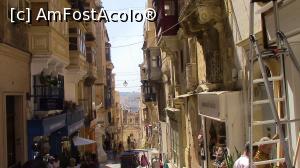 [P84] Valletta. Strada St.Lucia. » foto by ovidiuyepi
 - 
<span class="allrVoted glyphicon glyphicon-heart hidden" id="av1277325"></span>
<a class="m-l-10 hidden" id="sv1277325" onclick="voting_Foto_DelVot(,1277325,17454)" role="button">șterge vot <span class="glyphicon glyphicon-remove"></span></a>
<a id="v91277325" class=" c-red"  onclick="voting_Foto_SetVot(1277325)" role="button"><span class="glyphicon glyphicon-heart-empty"></span> <b>LIKE</b> = Votează poza</a> <img class="hidden"  id="f1277325W9" src="/imagini/loader.gif" border="0" /><span class="AjErrMes hidden" id="e1277325ErM"></span>