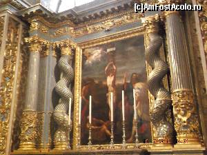 [P03] Coloane lucrate din piatra de lapis-lazuli, Catedrala St John » foto by criss23
 - 
<span class="allrVoted glyphicon glyphicon-heart hidden" id="av568271"></span>
<a class="m-l-10 hidden" id="sv568271" onclick="voting_Foto_DelVot(,568271,17454)" role="button">șterge vot <span class="glyphicon glyphicon-remove"></span></a>
<a id="v9568271" class=" c-red"  onclick="voting_Foto_SetVot(568271)" role="button"><span class="glyphicon glyphicon-heart-empty"></span> <b>LIKE</b> = Votează poza</a> <img class="hidden"  id="f568271W9" src="/imagini/loader.gif" border="0" /><span class="AjErrMes hidden" id="e568271ErM"></span>