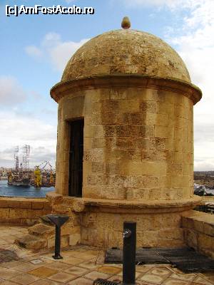 [P12] Colt din Valletta » foto by Radu Tudoran
 - 
<span class="allrVoted glyphicon glyphicon-heart hidden" id="av813386"></span>
<a class="m-l-10 hidden" id="sv813386" onclick="voting_Foto_DelVot(,813386,17454)" role="button">șterge vot <span class="glyphicon glyphicon-remove"></span></a>
<a id="v9813386" class=" c-red"  onclick="voting_Foto_SetVot(813386)" role="button"><span class="glyphicon glyphicon-heart-empty"></span> <b>LIKE</b> = Votează poza</a> <img class="hidden"  id="f813386W9" src="/imagini/loader.gif" border="0" /><span class="AjErrMes hidden" id="e813386ErM"></span>