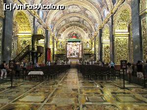 [P14] Interior din Co-catedrala Sfântul Ioan » foto by Radu Tudoran
 - 
<span class="allrVoted glyphicon glyphicon-heart hidden" id="av813389"></span>
<a class="m-l-10 hidden" id="sv813389" onclick="voting_Foto_DelVot(,813389,17454)" role="button">șterge vot <span class="glyphicon glyphicon-remove"></span></a>
<a id="v9813389" class=" c-red"  onclick="voting_Foto_SetVot(813389)" role="button"><span class="glyphicon glyphicon-heart-empty"></span> <b>LIKE</b> = Votează poza</a> <img class="hidden"  id="f813389W9" src="/imagini/loader.gif" border="0" /><span class="AjErrMes hidden" id="e813389ErM"></span>