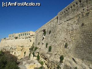 [P20] Meterezele din Valletta » foto by Radu Tudoran
 - 
<span class="allrVoted glyphicon glyphicon-heart hidden" id="av813396"></span>
<a class="m-l-10 hidden" id="sv813396" onclick="voting_Foto_DelVot(,813396,17454)" role="button">șterge vot <span class="glyphicon glyphicon-remove"></span></a>
<a id="v9813396" class=" c-red"  onclick="voting_Foto_SetVot(813396)" role="button"><span class="glyphicon glyphicon-heart-empty"></span> <b>LIKE</b> = Votează poza</a> <img class="hidden"  id="f813396W9" src="/imagini/loader.gif" border="0" /><span class="AjErrMes hidden" id="e813396ErM"></span>