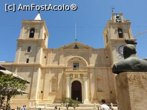 [P12] Biserica Cavalerilor Ioaniti, Co-catedrala Sf. Ioan ascunde comori nepretuite in spatele fatadei sobre. » foto by geani anto
 - 
<span class="allrVoted glyphicon glyphicon-heart hidden" id="av1257385"></span>
<a class="m-l-10 hidden" id="sv1257385" onclick="voting_Foto_DelVot(,1257385,17454)" role="button">șterge vot <span class="glyphicon glyphicon-remove"></span></a>
<a id="v91257385" class=" c-red"  onclick="voting_Foto_SetVot(1257385)" role="button"><span class="glyphicon glyphicon-heart-empty"></span> <b>LIKE</b> = Votează poza</a> <img class="hidden"  id="f1257385W9" src="/imagini/loader.gif" border="0" /><span class="AjErrMes hidden" id="e1257385ErM"></span>