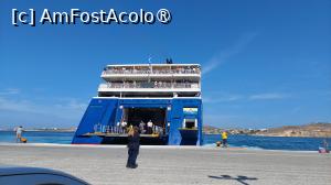 [P06] În portul din Paros, în așteptarea feribotului spre Naxos » foto by Carmen Ion
 - 
<span class="allrVoted glyphicon glyphicon-heart hidden" id="av1420357"></span>
<a class="m-l-10 hidden" id="sv1420357" onclick="voting_Foto_DelVot(,1420357,17461)" role="button">șterge vot <span class="glyphicon glyphicon-remove"></span></a>
<a id="v91420357" class=" c-red"  onclick="voting_Foto_SetVot(1420357)" role="button"><span class="glyphicon glyphicon-heart-empty"></span> <b>LIKE</b> = Votează poza</a> <img class="hidden"  id="f1420357W9" src="/imagini/loader.gif" border="0" /><span class="AjErrMes hidden" id="e1420357ErM"></span>