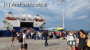 [P84] New Port, Mykonos. Îmbulzeală mare! » foto by Carmen Ion
 - 
<span class="allrVoted glyphicon glyphicon-heart hidden" id="av1420435"></span>
<a class="m-l-10 hidden" id="sv1420435" onclick="voting_Foto_DelVot(,1420435,17461)" role="button">șterge vot <span class="glyphicon glyphicon-remove"></span></a>
<a id="v91420435" class=" c-red"  onclick="voting_Foto_SetVot(1420435)" role="button"><span class="glyphicon glyphicon-heart-empty"></span> <b>LIKE</b> = Votează poza</a> <img class="hidden"  id="f1420435W9" src="/imagini/loader.gif" border="0" /><span class="AjErrMes hidden" id="e1420435ErM"></span>