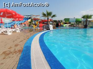 [P11] Eforie Aqua Park - marginea piscinei cu un covoras antiderapant - f interesant! 1 iulie 2016 » foto by bmiruna
 - 
<span class="allrVoted glyphicon glyphicon-heart hidden" id="av755607"></span>
<a class="m-l-10 hidden" id="sv755607" onclick="voting_Foto_DelVot(,755607,17497)" role="button">șterge vot <span class="glyphicon glyphicon-remove"></span></a>
<a id="v9755607" class=" c-red"  onclick="voting_Foto_SetVot(755607)" role="button"><span class="glyphicon glyphicon-heart-empty"></span> <b>LIKE</b> = Votează poza</a> <img class="hidden"  id="f755607W9" src="/imagini/loader.gif" border="0" /><span class="AjErrMes hidden" id="e755607ErM"></span>