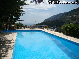 [P09] O altă vedere cu piscina.  » foto by nakamura
 - 
<span class="allrVoted glyphicon glyphicon-heart hidden" id="av558230"></span>
<a class="m-l-10 hidden" id="sv558230" onclick="voting_Foto_DelVot(,558230,17498)" role="button">șterge vot <span class="glyphicon glyphicon-remove"></span></a>
<a id="v9558230" class=" c-red"  onclick="voting_Foto_SetVot(558230)" role="button"><span class="glyphicon glyphicon-heart-empty"></span> <b>LIKE</b> = Votează poza</a> <img class="hidden"  id="f558230W9" src="/imagini/loader.gif" border="0" /><span class="AjErrMes hidden" id="e558230ErM"></span>
