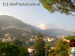 [P23] Vedere din Ravello » foto by elenamanea
 - 
<span class="allrVoted glyphicon glyphicon-heart hidden" id="av712489"></span>
<a class="m-l-10 hidden" id="sv712489" onclick="voting_Foto_DelVot(,712489,17505)" role="button">șterge vot <span class="glyphicon glyphicon-remove"></span></a>
<a id="v9712489" class=" c-red"  onclick="voting_Foto_SetVot(712489)" role="button"><span class="glyphicon glyphicon-heart-empty"></span> <b>LIKE</b> = Votează poza</a> <img class="hidden"  id="f712489W9" src="/imagini/loader.gif" border="0" /><span class="AjErrMes hidden" id="e712489ErM"></span>
