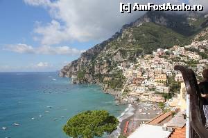 [P01] Cu Positano începe Costiera Amalfitană, l-am zărit de sus de pe șosea, înainte să ajungem.  » foto by gettutza
 - 
<span class="allrVoted glyphicon glyphicon-heart hidden" id="av496006"></span>
<a class="m-l-10 hidden" id="sv496006" onclick="voting_Foto_DelVot(,496006,17505)" role="button">șterge vot <span class="glyphicon glyphicon-remove"></span></a>
<a id="v9496006" class=" c-red"  onclick="voting_Foto_SetVot(496006)" role="button"><span class="glyphicon glyphicon-heart-empty"></span> <b>LIKE</b> = Votează poza</a> <img class="hidden"  id="f496006W9" src="/imagini/loader.gif" border="0" /><span class="AjErrMes hidden" id="e496006ErM"></span>